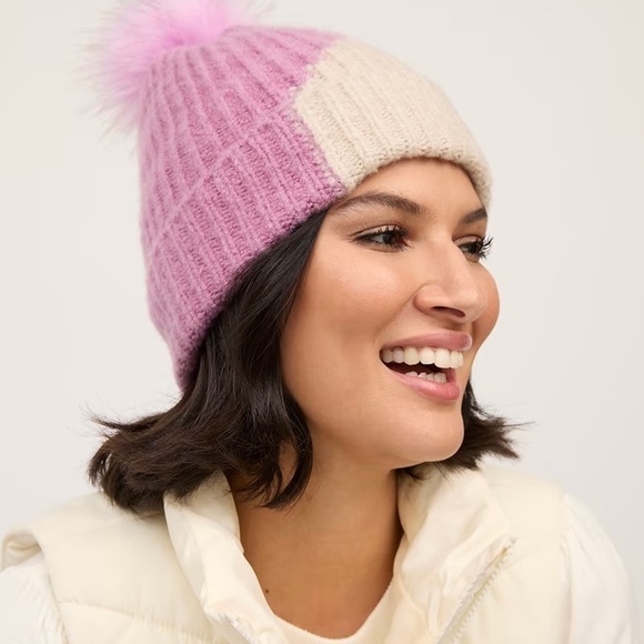 Accessories - WOMEN’S 2 Tone Pom-Pom Beanie Hat, NWT